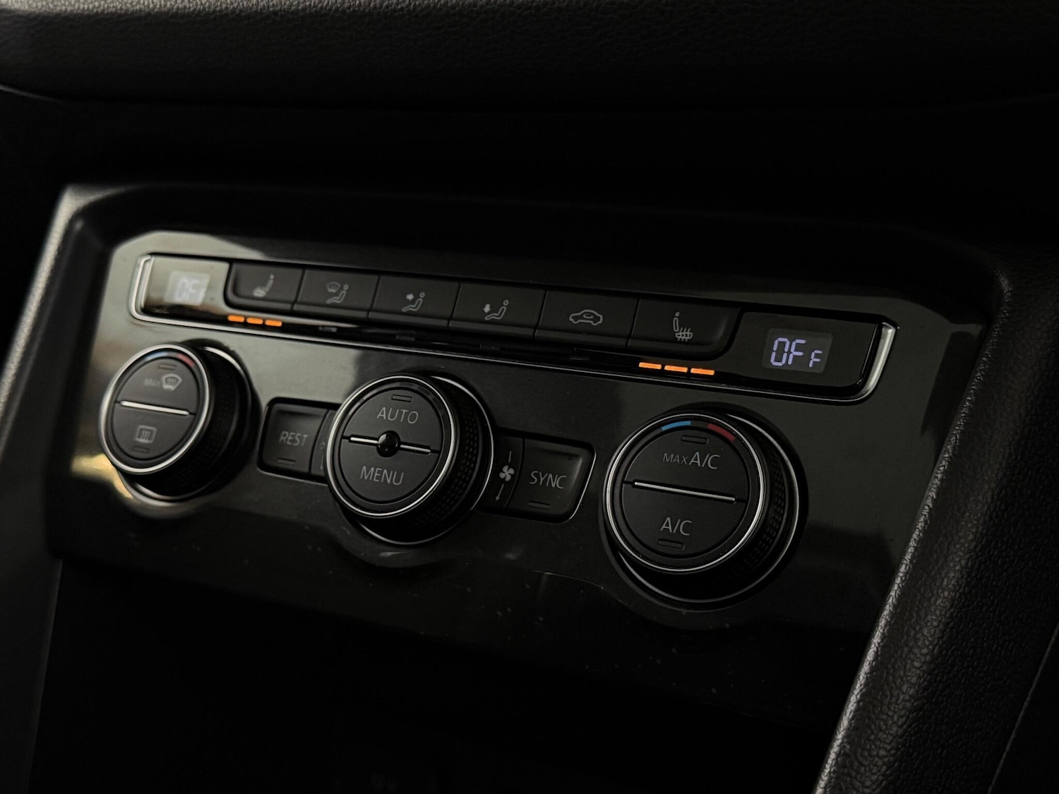 Used Volkswagen Tiguan 2016 for sale - 76467086: Photo 41