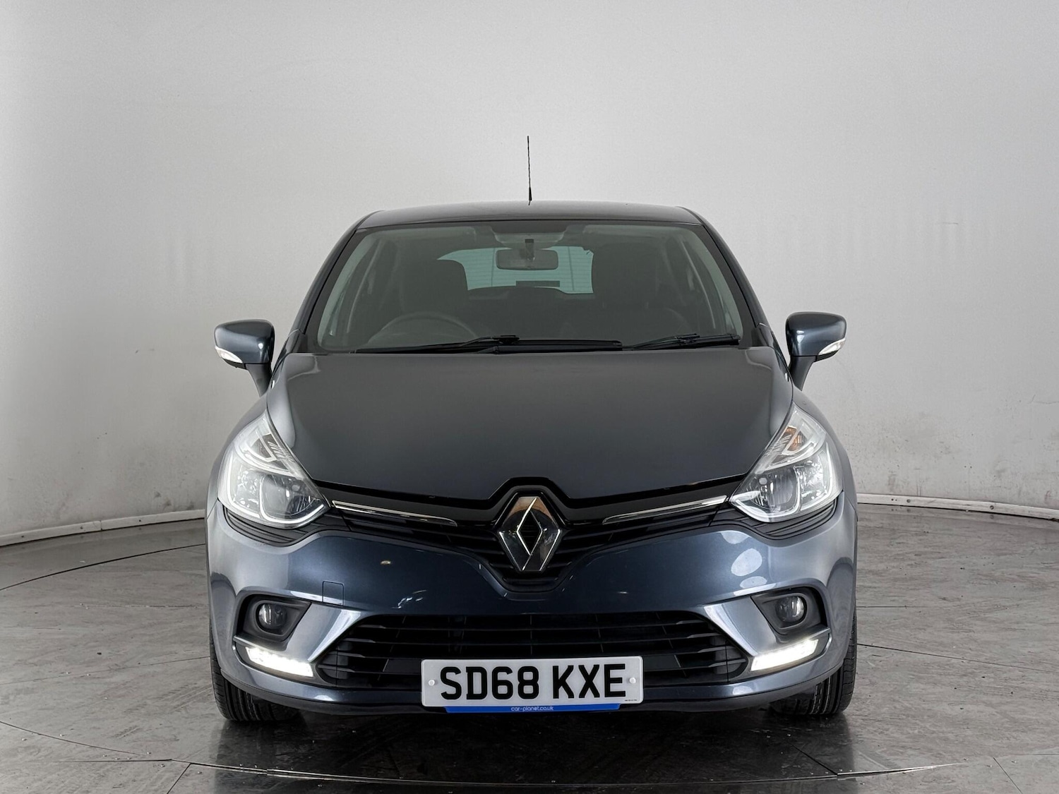 Used Renault Clio 2018 for sale - 76606934: Photo 3