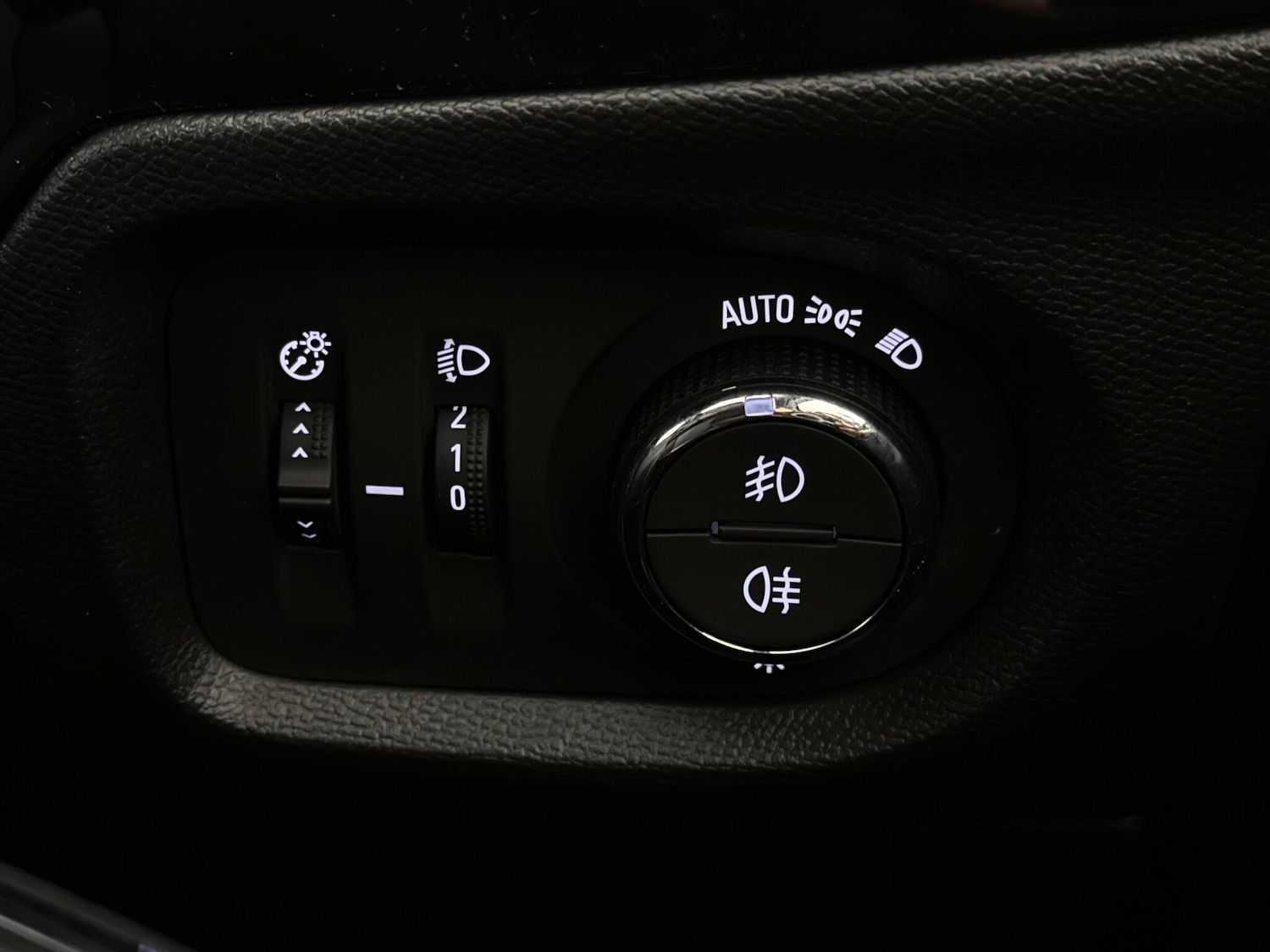 Used Vauxhall Corsa 2023 for sale - 77182389: Photo 23