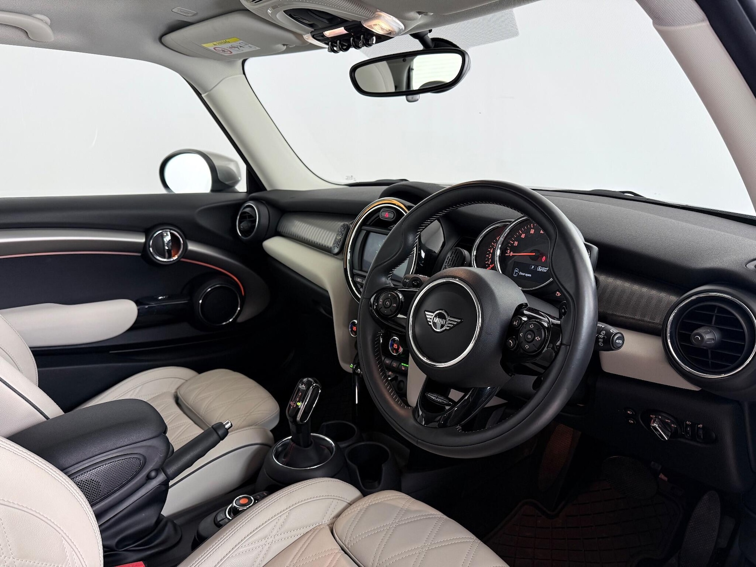 Used MINI Hatch 2019 for sale - 77183084: Photo 11