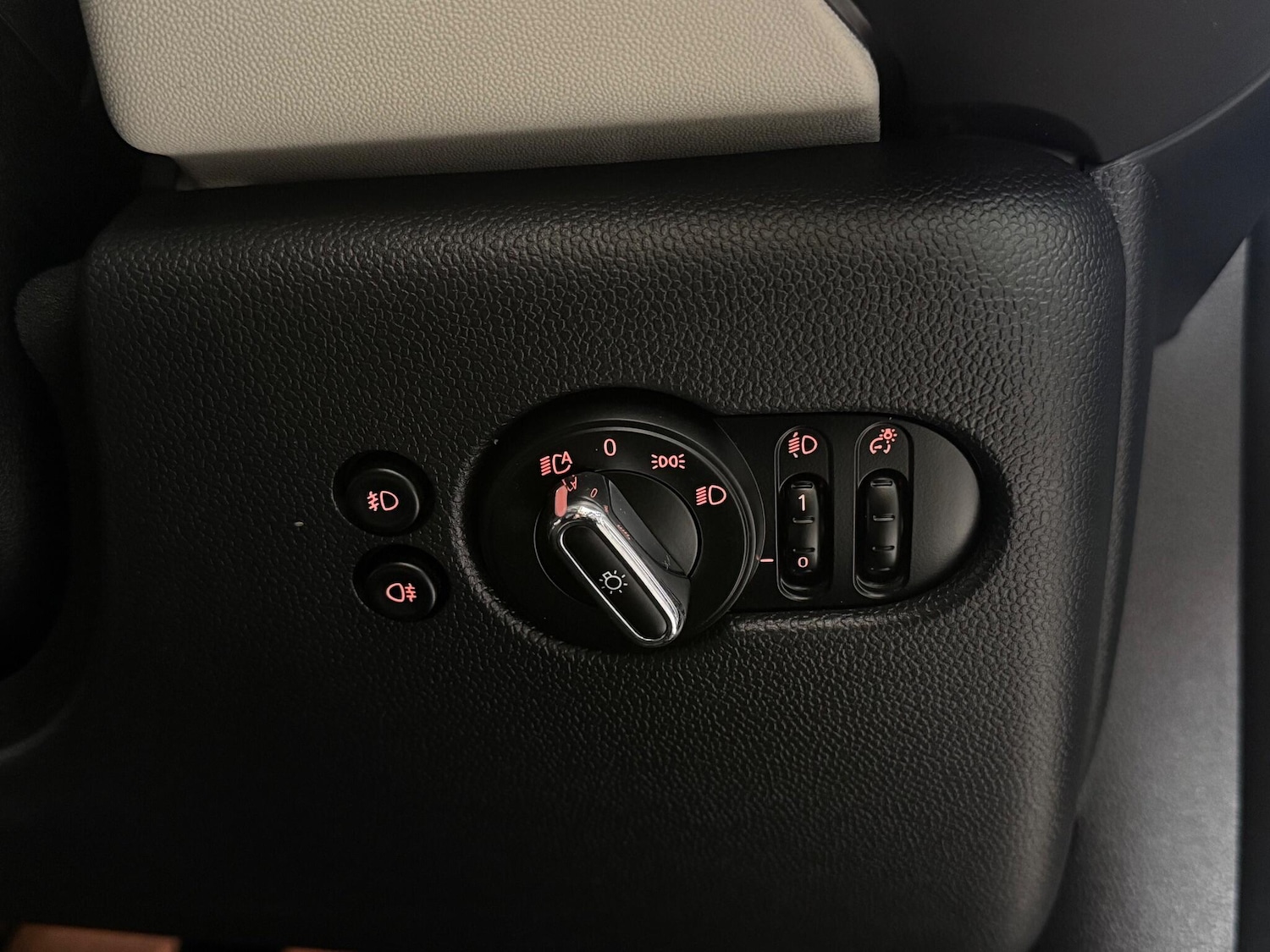 Used MINI Hatch 2019 for sale - 77183084: Photo 20