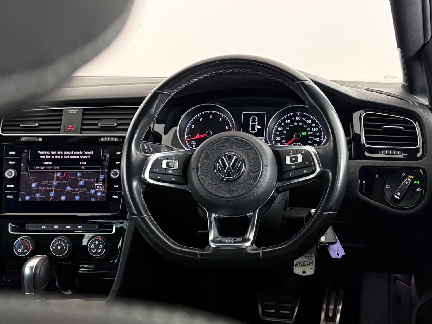 Used Volkswagen Golf 2019 for sale - 77794469: Photo 17