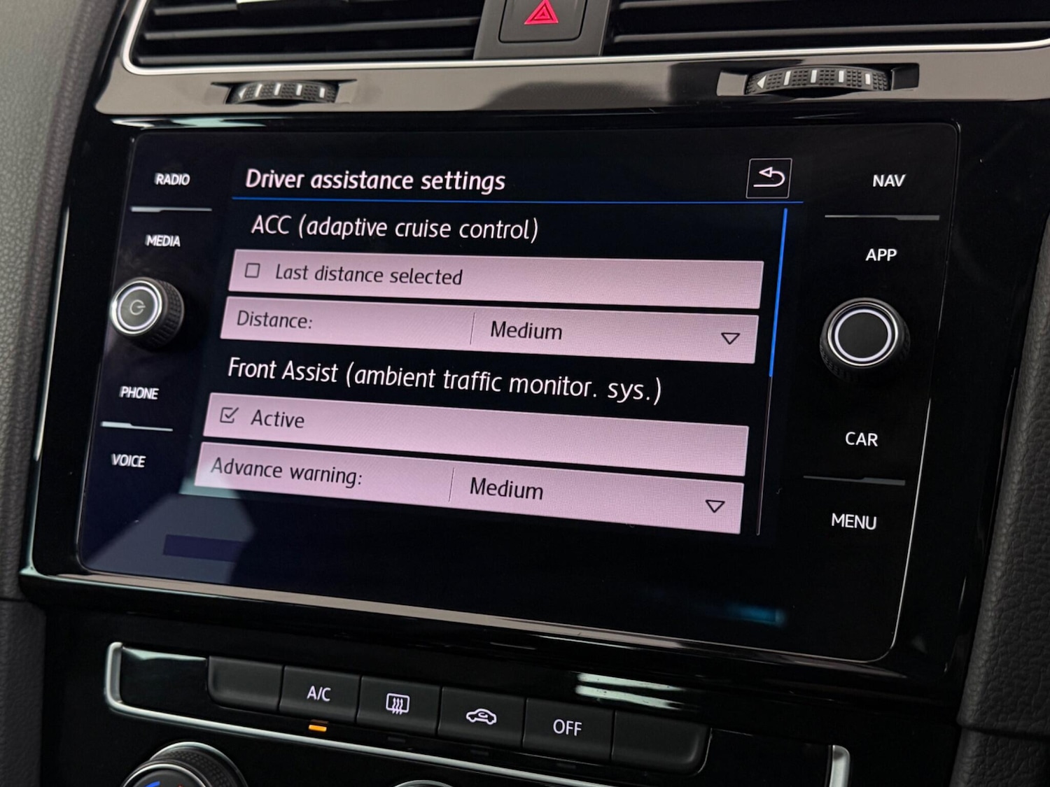 Used Volkswagen Golf 2019 for sale - 77794469: Photo 31