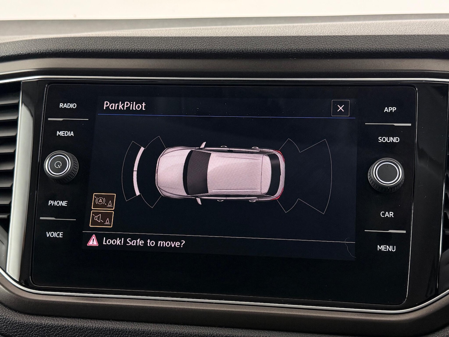 Used Volkswagen T-Roc 2018 for sale - 77243384: Photo 30