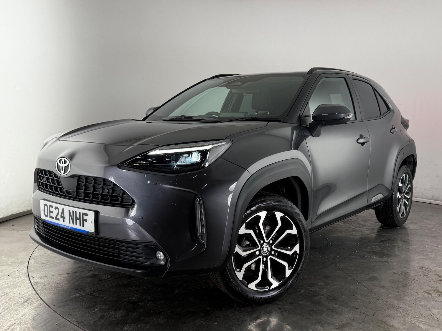 Used Toyota Yaris Cross 2024 for sale - 77222070: Photo 32