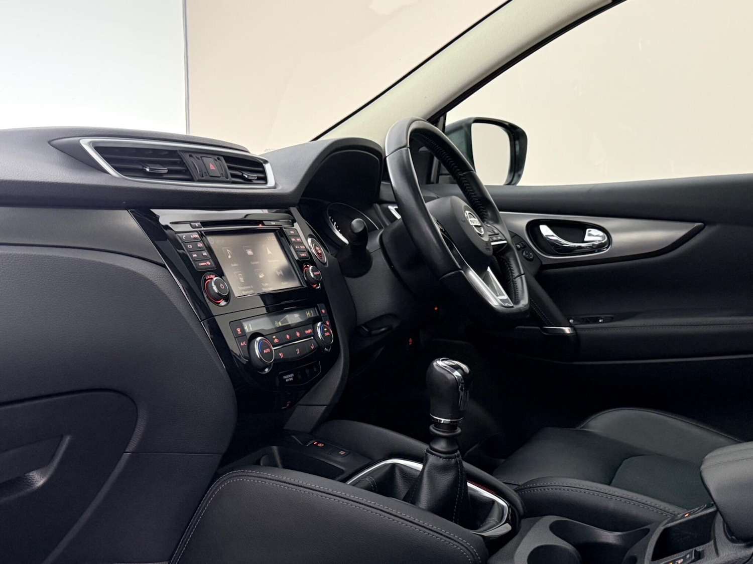 Used Nissan Qashqai 2018 for sale - 77684459: Photo 11