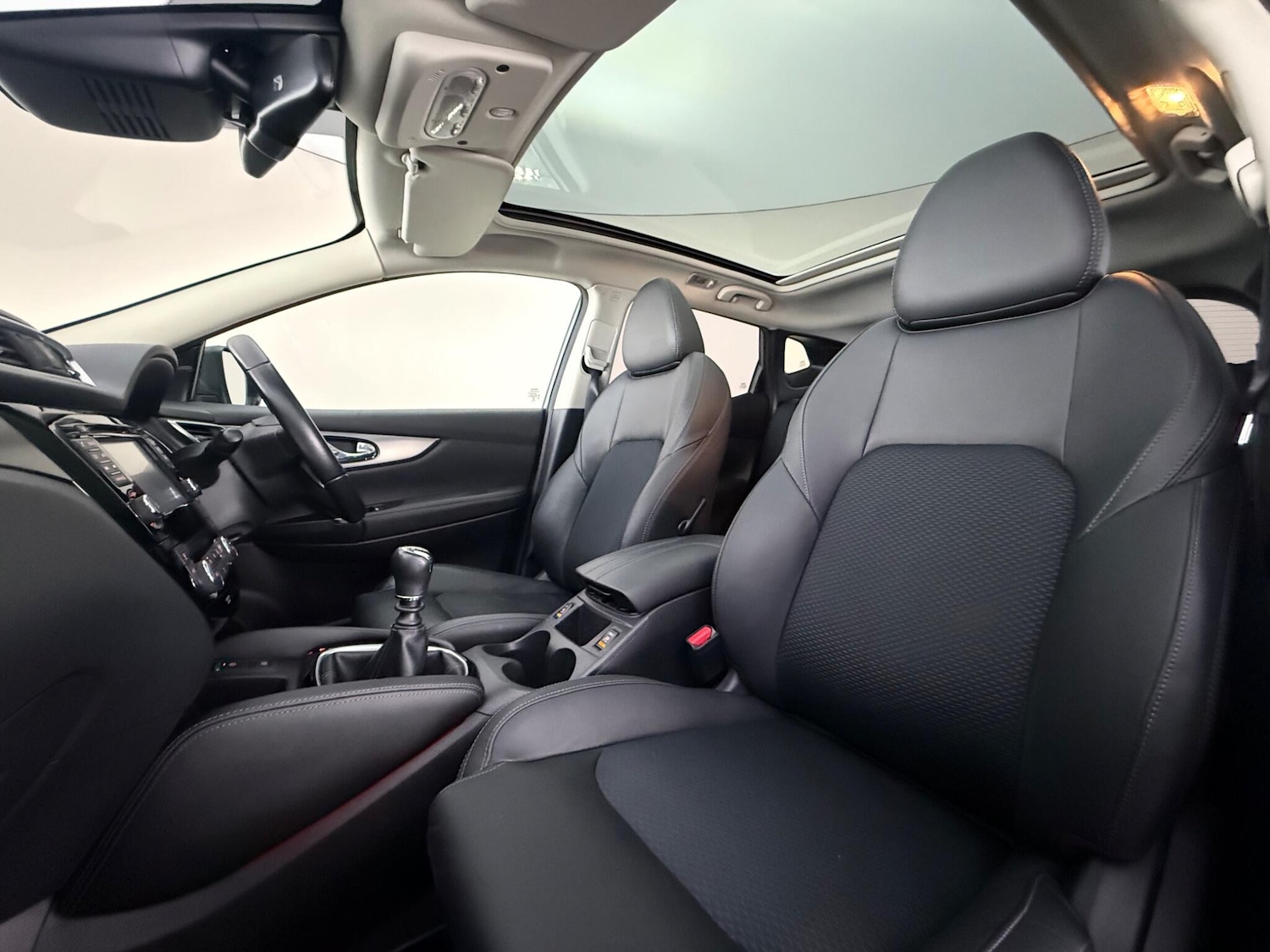 Used Nissan Qashqai 2018 for sale - 77684459: Photo 13