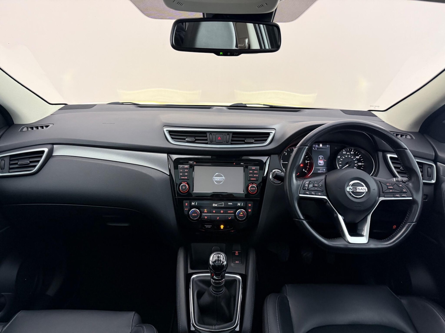 Used Nissan Qashqai 2018 for sale - 77684459: Photo 16