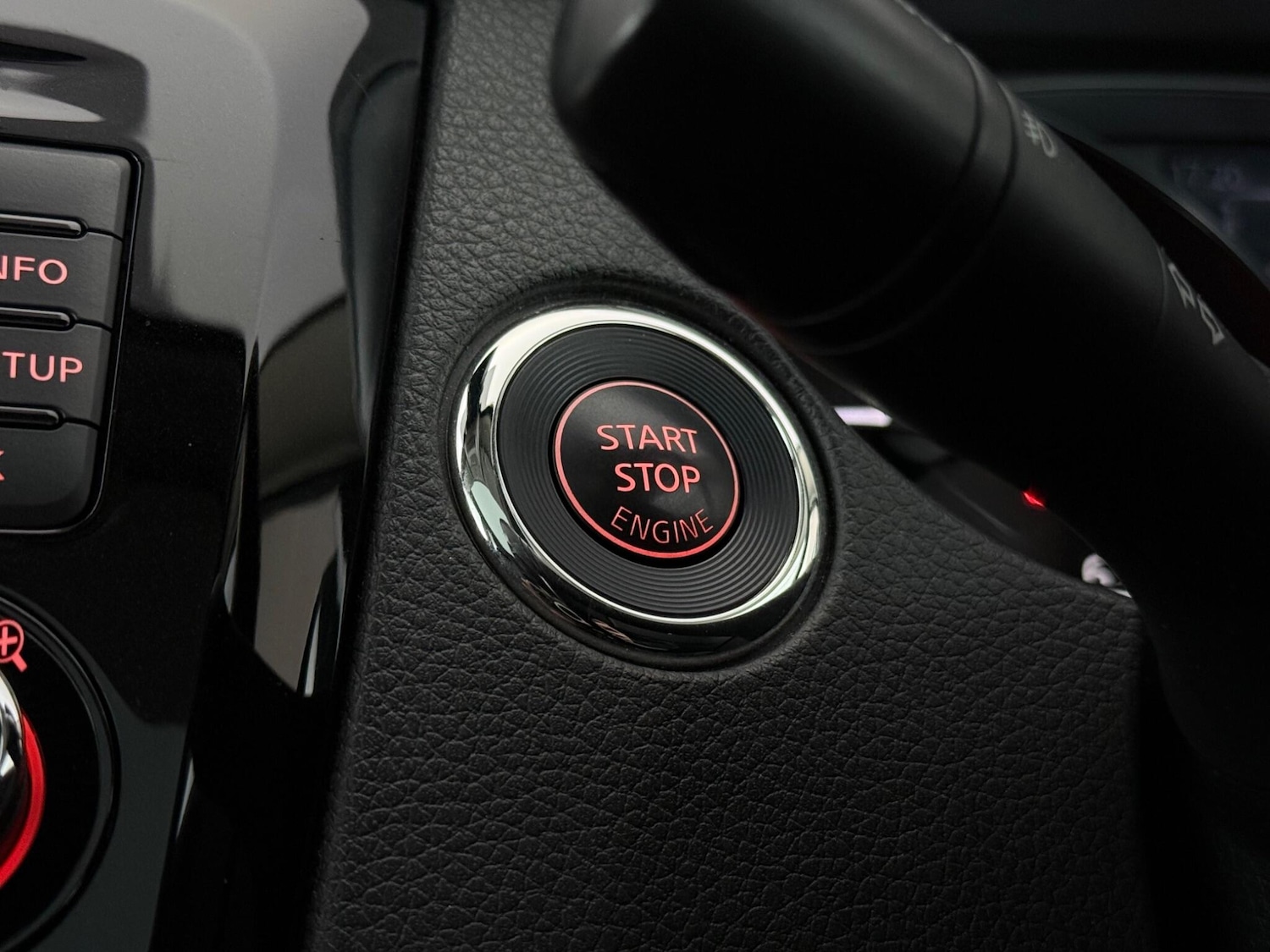 Used Nissan Qashqai 2018 for sale - 77684459: Photo 20