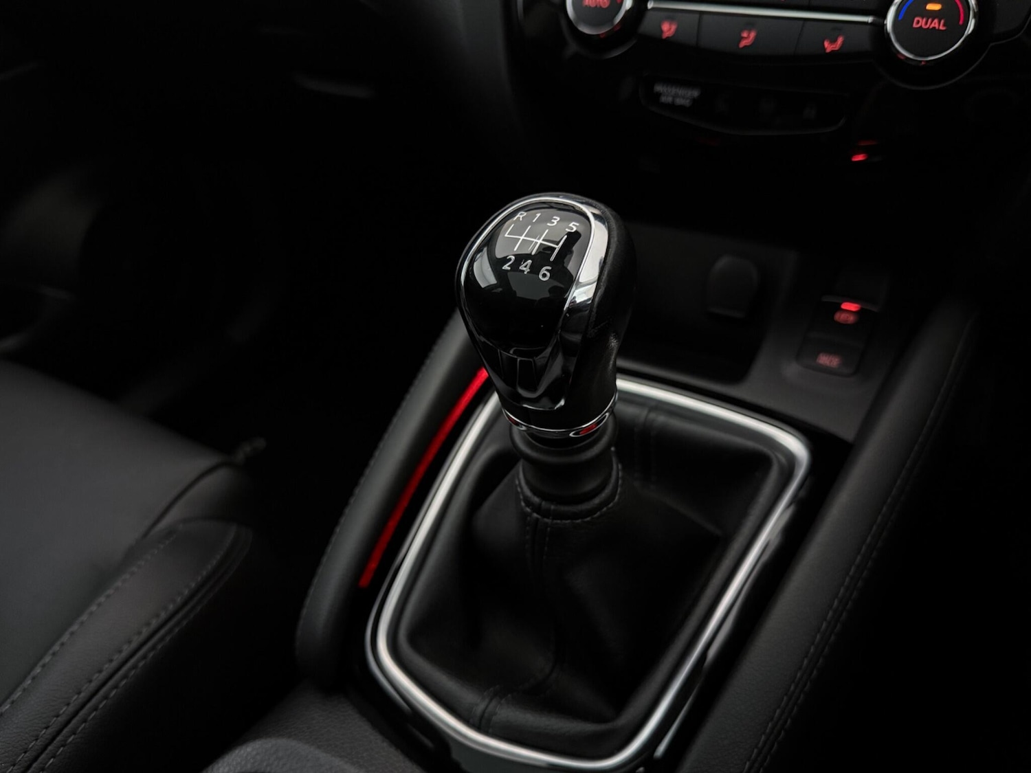 Used Nissan Qashqai 2018 for sale - 77684459: Photo 22