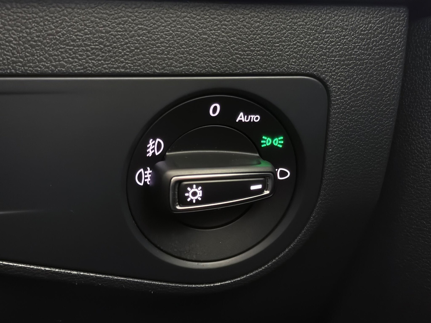 Used Volkswagen Tiguan 2017 for sale - 77260082: Photo 32