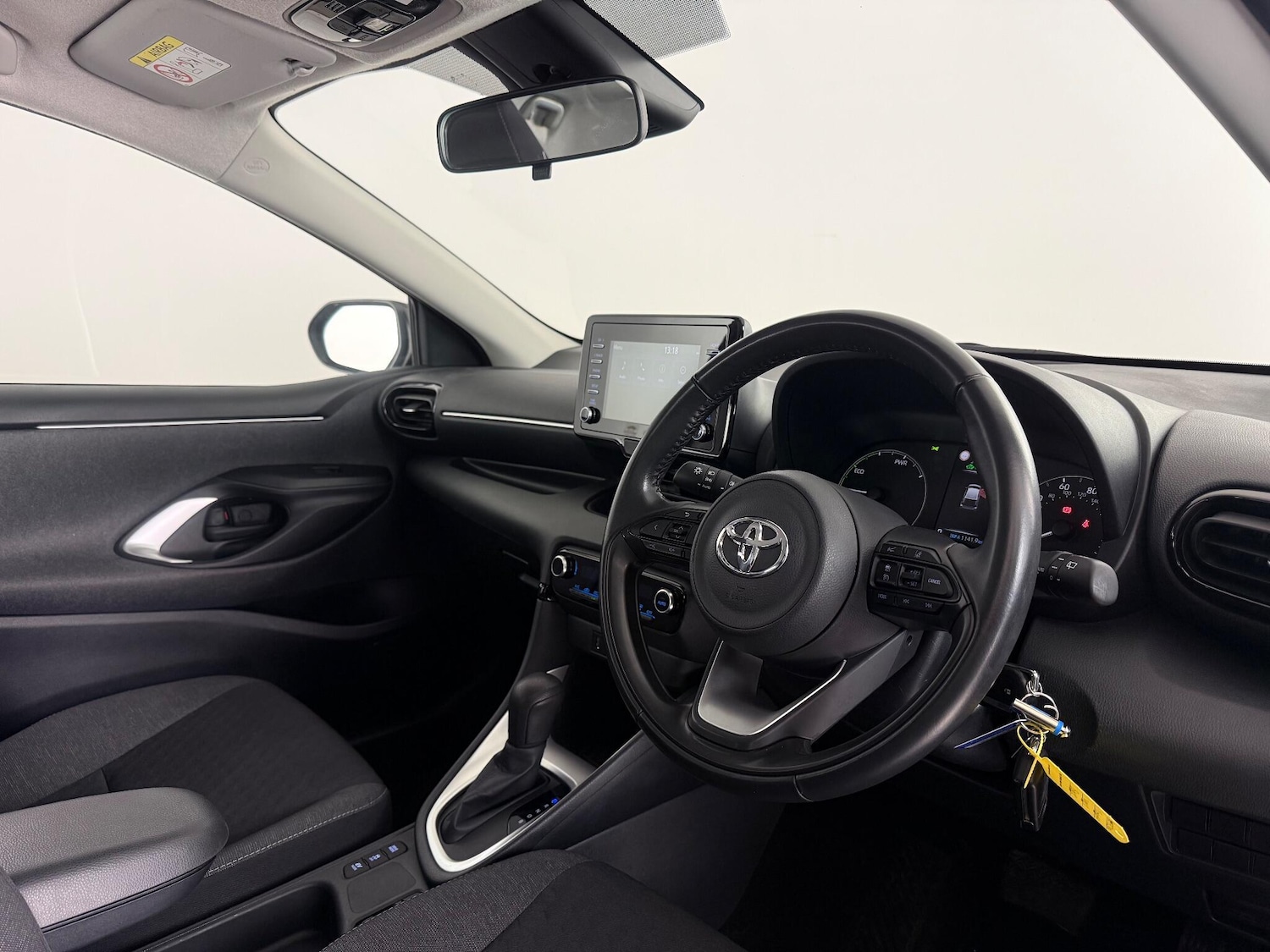 Used Toyota Yaris 2021 for sale - 77246864: Photo 11