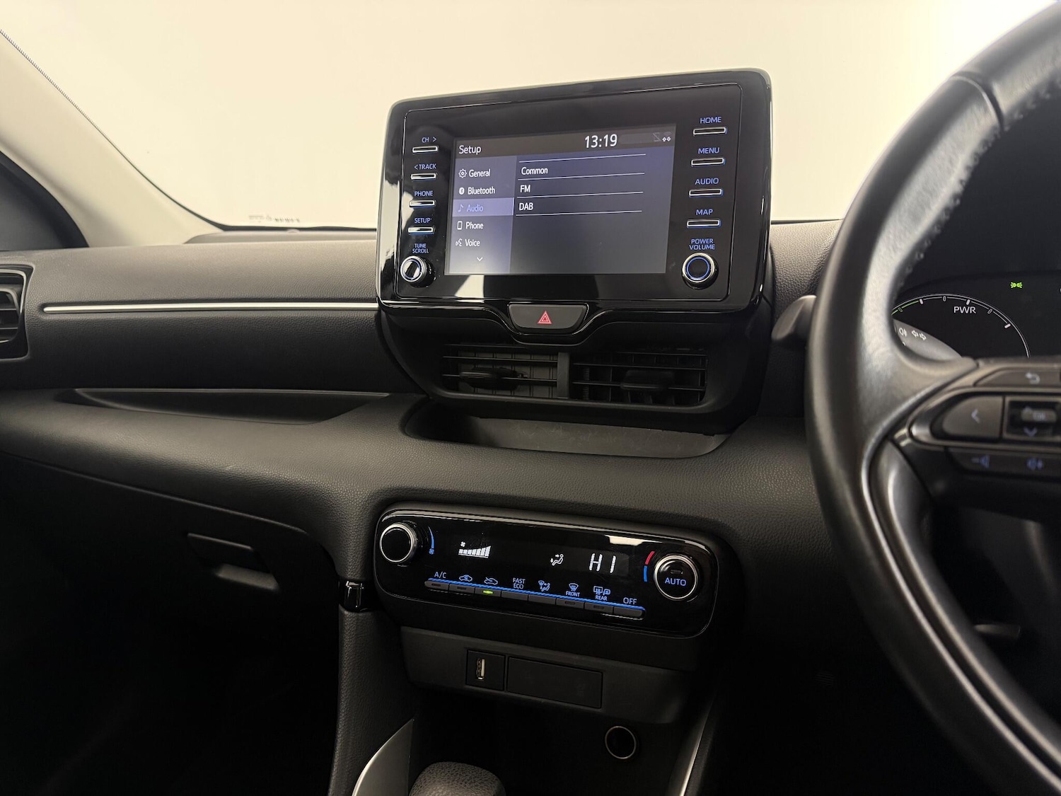 Used Toyota Yaris 2021 for sale - 77246864: Photo 30