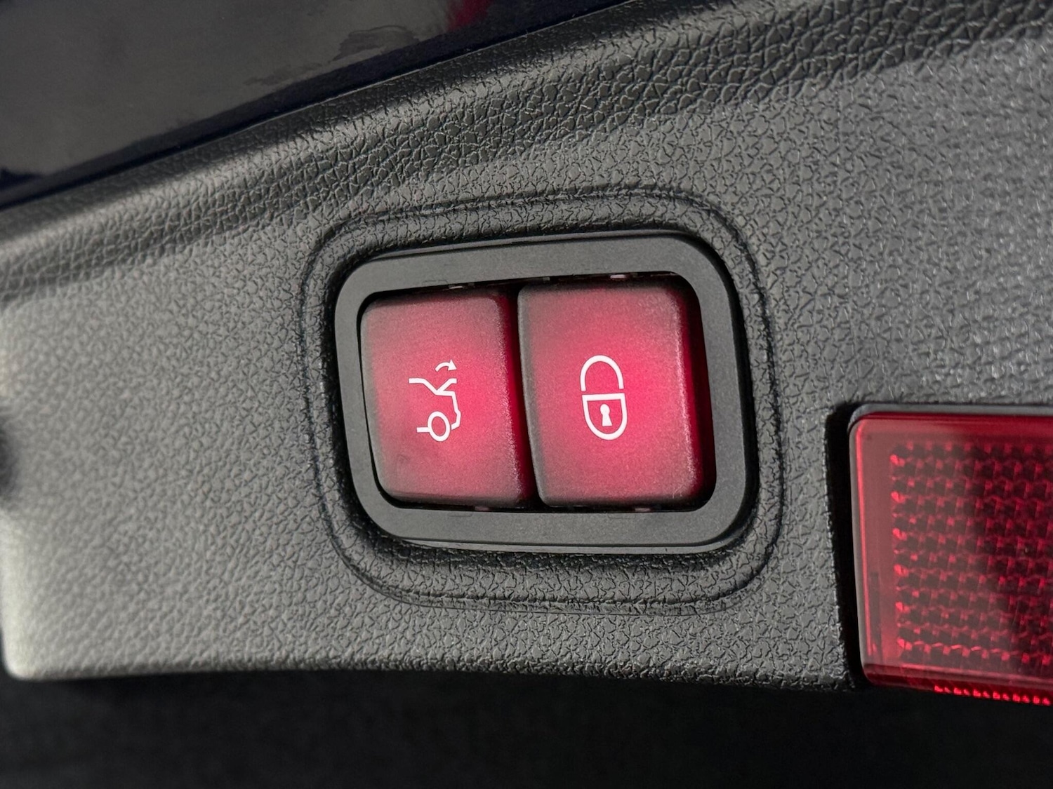 Used Mercedes-Benz C Class 2020 for sale - 77246721: Photo 11