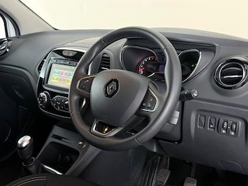 Used Renault Captur 2019 for sale - 78966324: Photo
