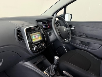 Used Renault Captur 2019 for sale - 78966324: Photo