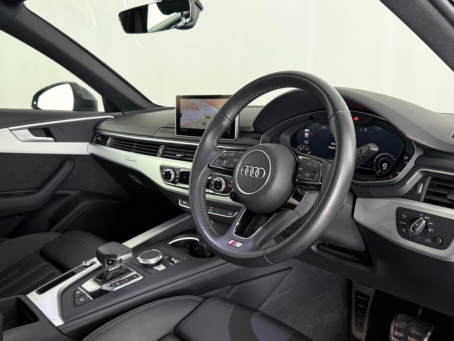 Used Audi A4 2018 for sale - 77109019: Photo 23