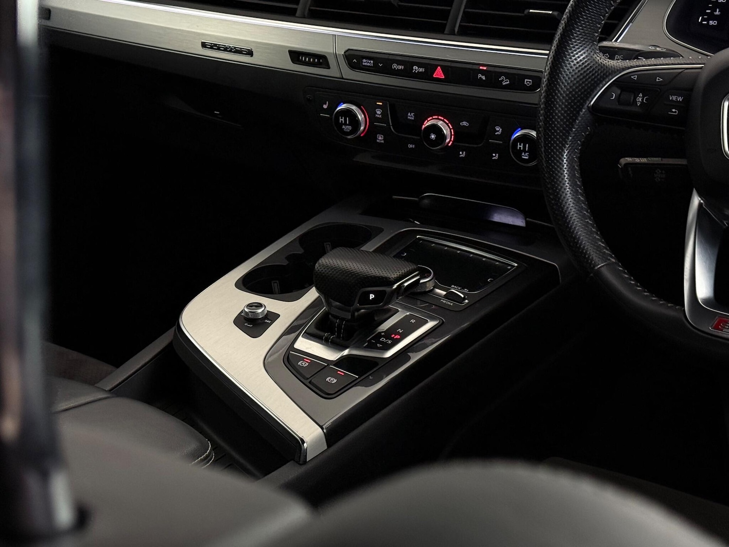 Used Audi Q7 2018 for sale - 76467122: Photo 45