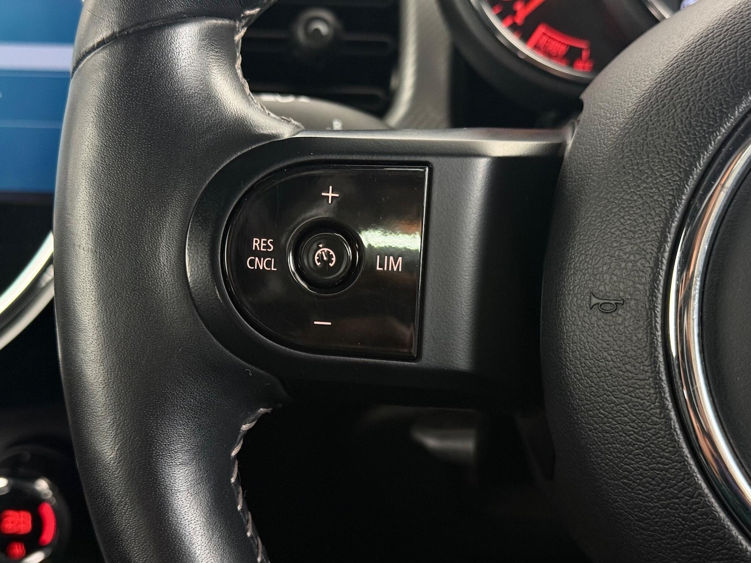 Used MINI Convertible 2021 for sale - 76466712: Photo 23