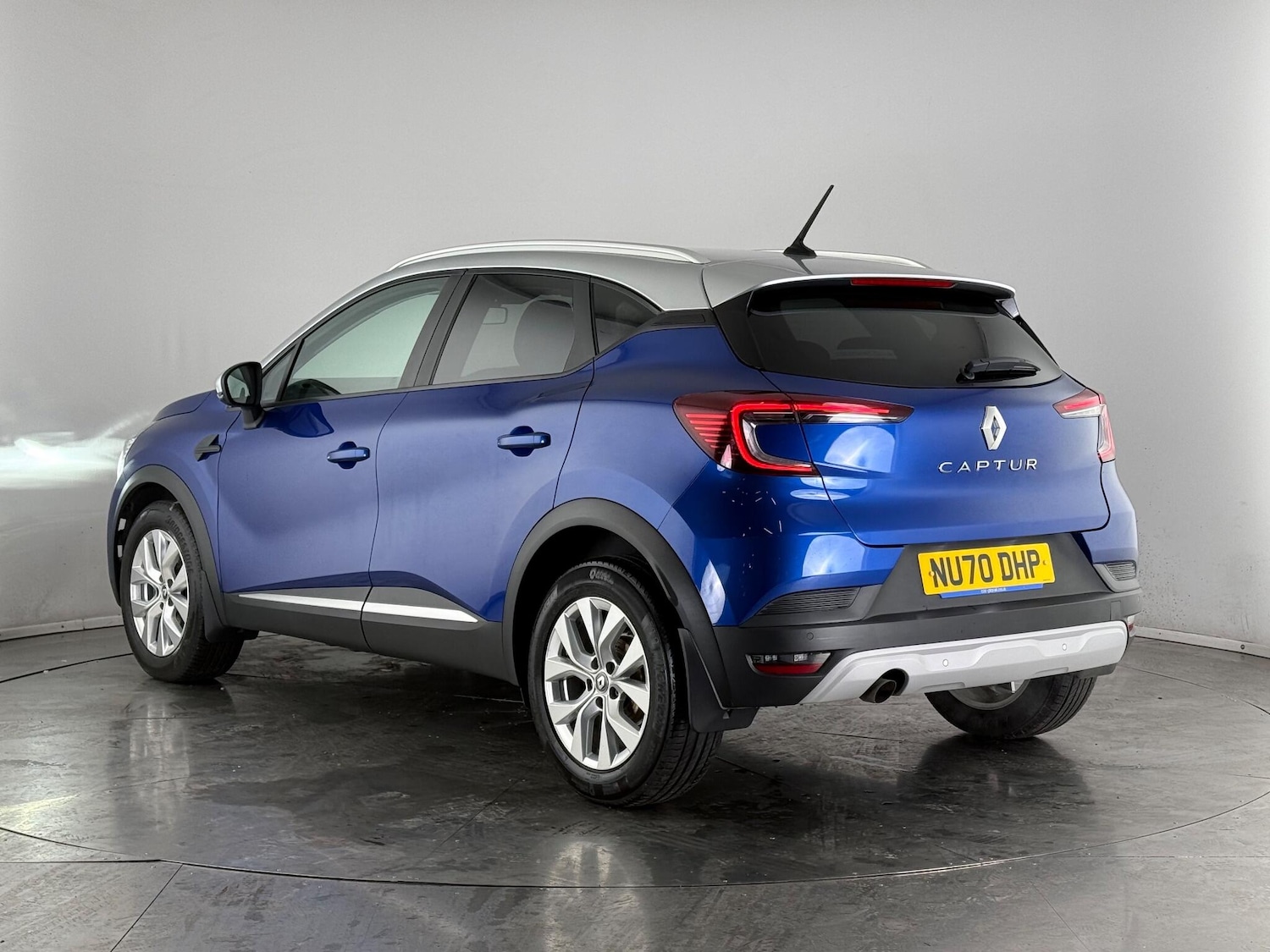 Used Renault Captur 2021 for sale - 76466938: Photo 4