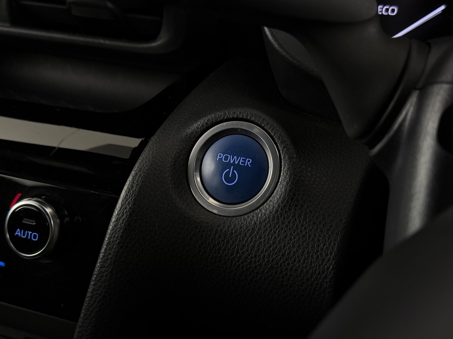 Used Toyota Yaris Cross 2023 for sale - 77182898: Photo 31