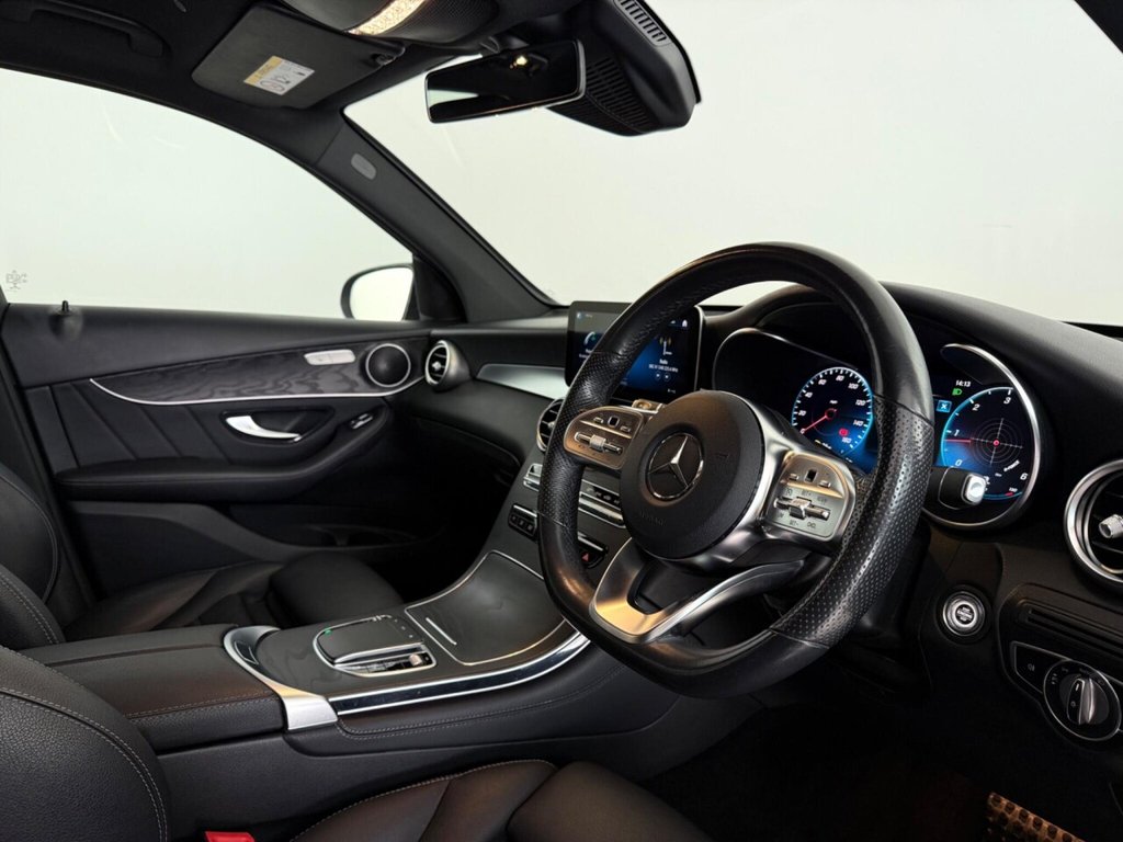 Used Mercedes-Benz GLC 2019 for sale - 76154462: Photo 16