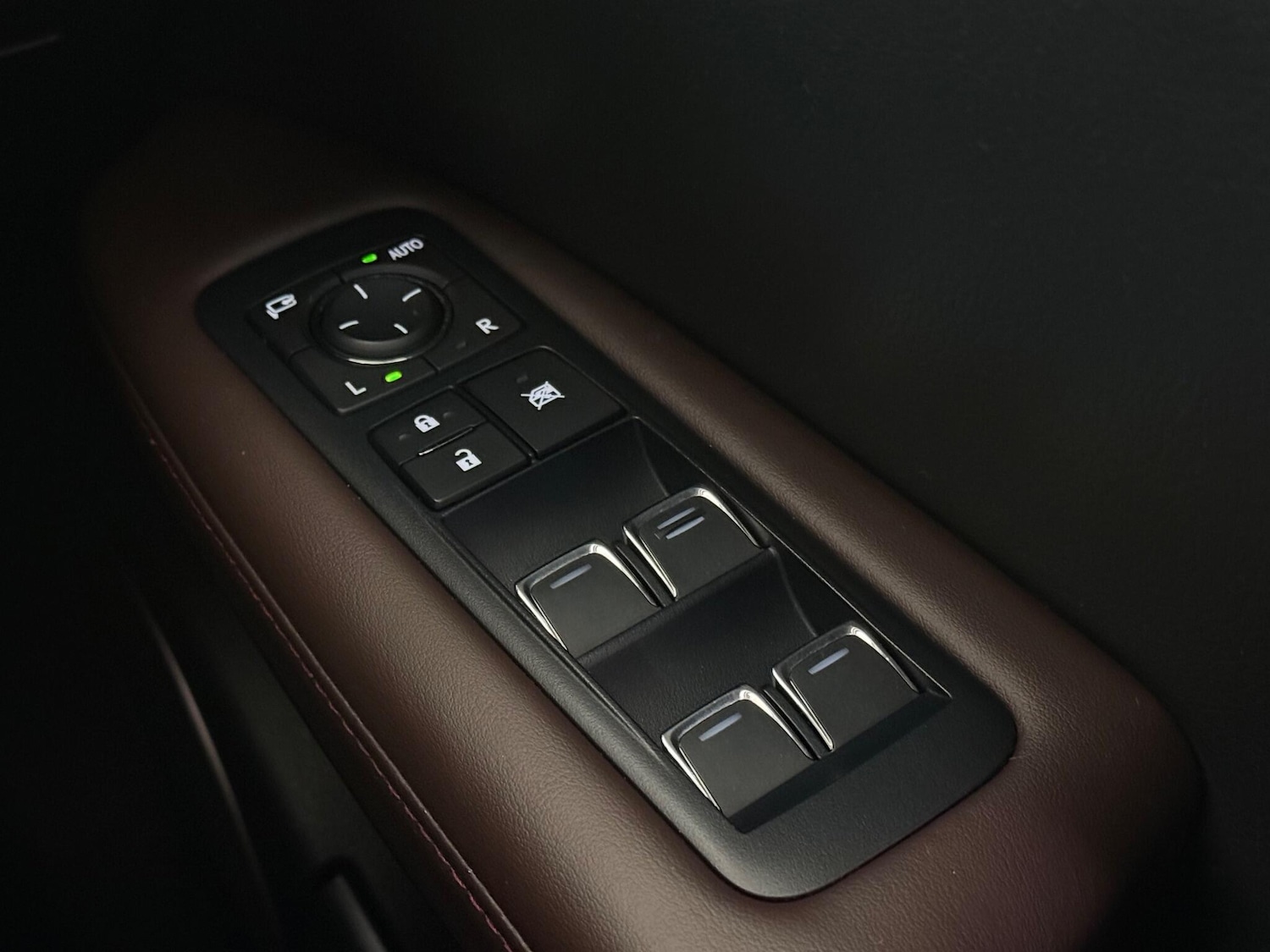 Used Lexus RX 2018 for sale - 77182334: Photo 37