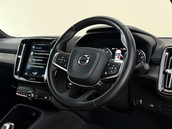Used Volvo XC40 2020 for sale - 79304416: Photo