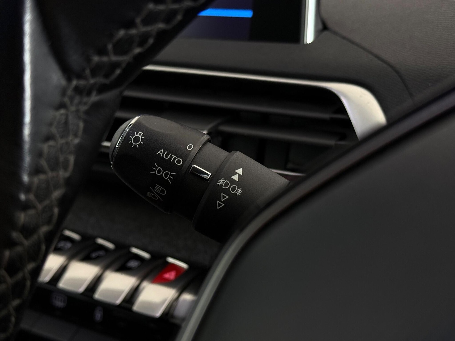 Used Peugeot 3008 2019 for sale - 77243294: Photo 22