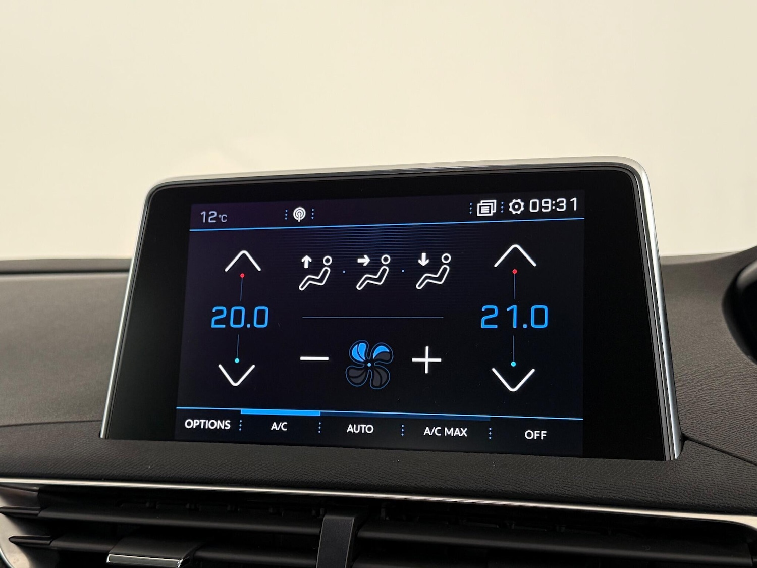 Used Peugeot 3008 2019 for sale - 77243294: Photo 28