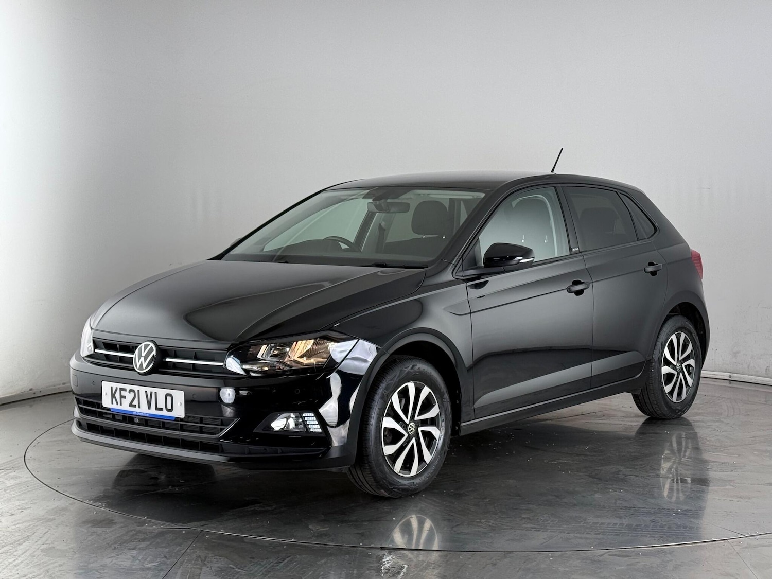 Used Volkswagen Polo 2021 for sale - 77217033: Photo 2