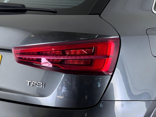 Used Audi Q3 2018 for sale - 76009970: Photo 8