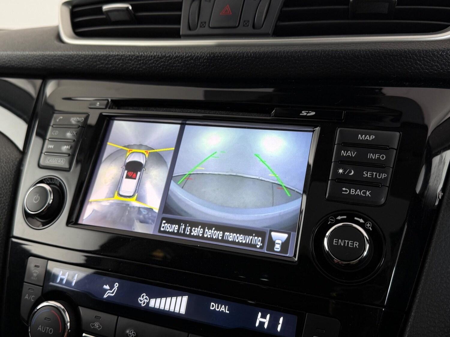 Used Nissan Qashqai 2017 for sale - 77490547: Photo 24