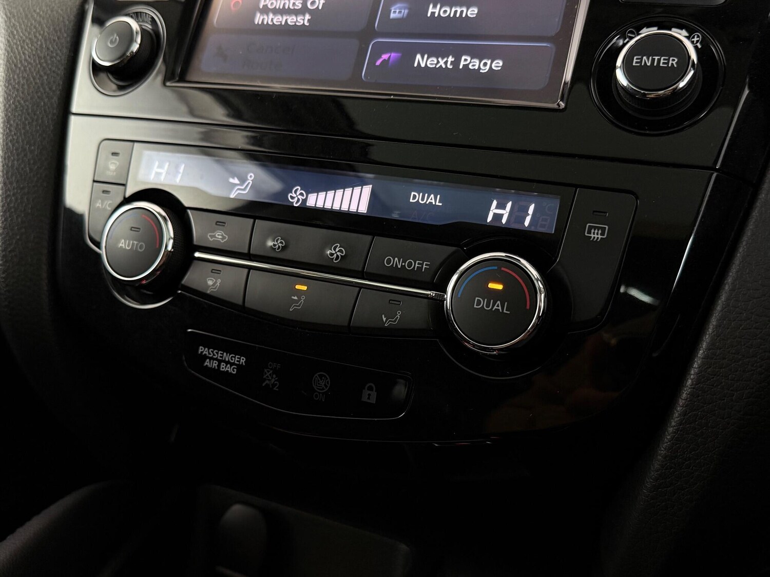 Used Nissan Qashqai 2017 for sale - 77490547: Photo 27