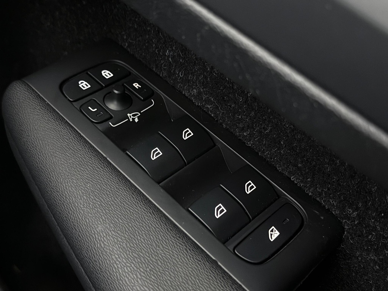 Used Volvo XC40 2020 for sale - 77292191: Photo 22