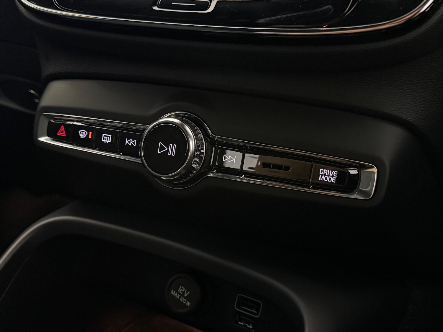 Used Volvo XC40 2020 for sale - 77292191: Photo 30