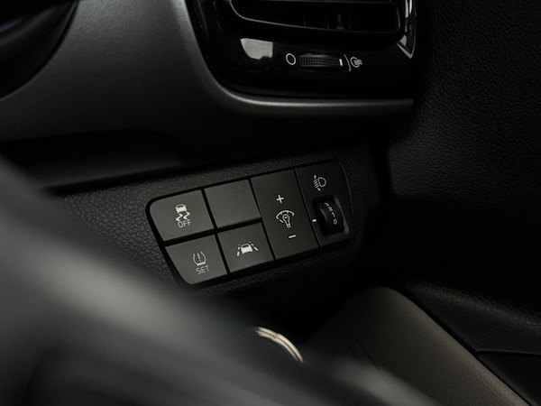 Used Kia Stonic 2019 for sale - 75703517: Photo 22
