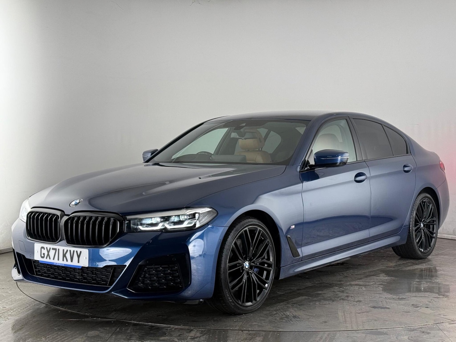 Used BMW 5 Series 2021 for sale - 77371786: Photo 2