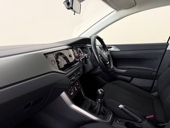 Used Volkswagen Polo 2018 for sale - 78935487: Photo