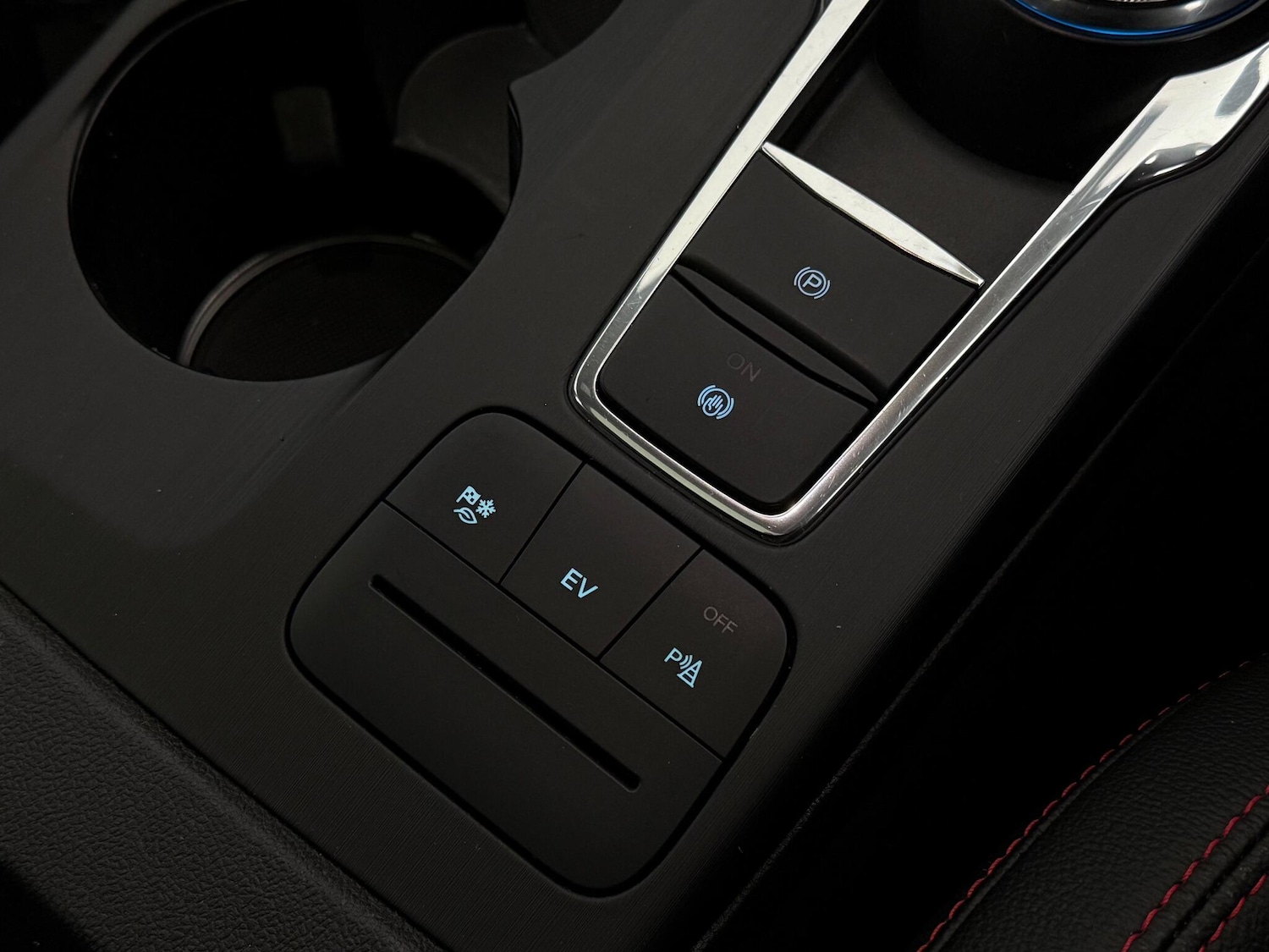 Used Ford Kuga 2022 for sale - 77246249: Photo 34