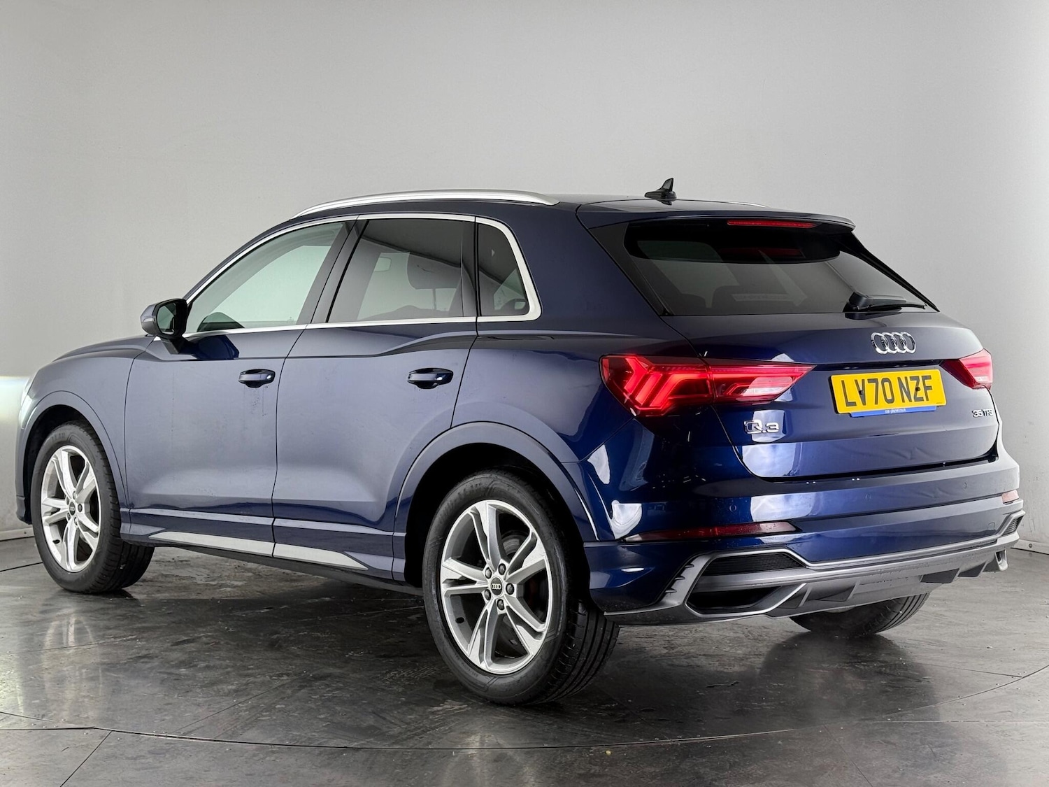 Used Audi Q3 2021 for sale - 77222765: Photo 4