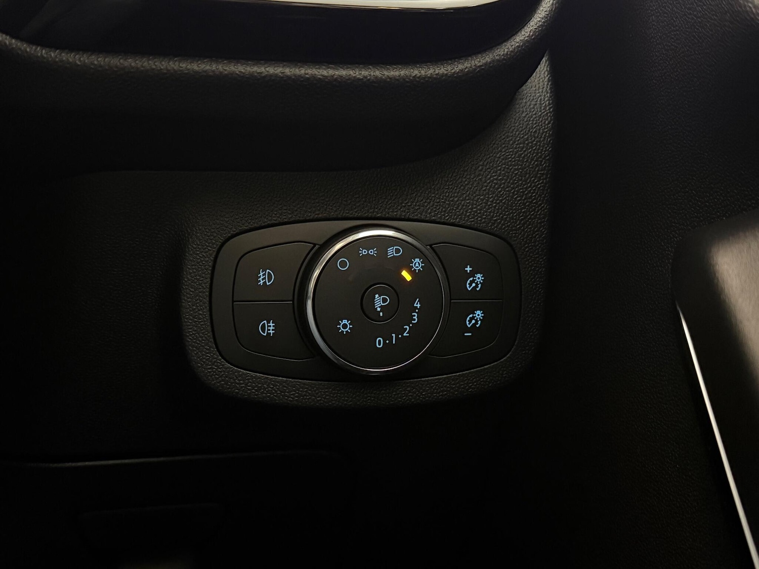 Used Ford Fiesta 2023 for sale - 77243117: Photo 22