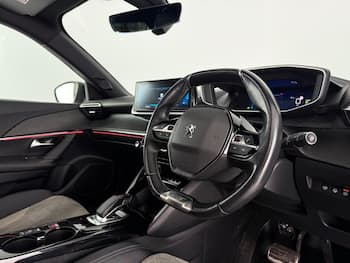 Used Peugeot E-2008 2021 for sale - 79806720: Photo