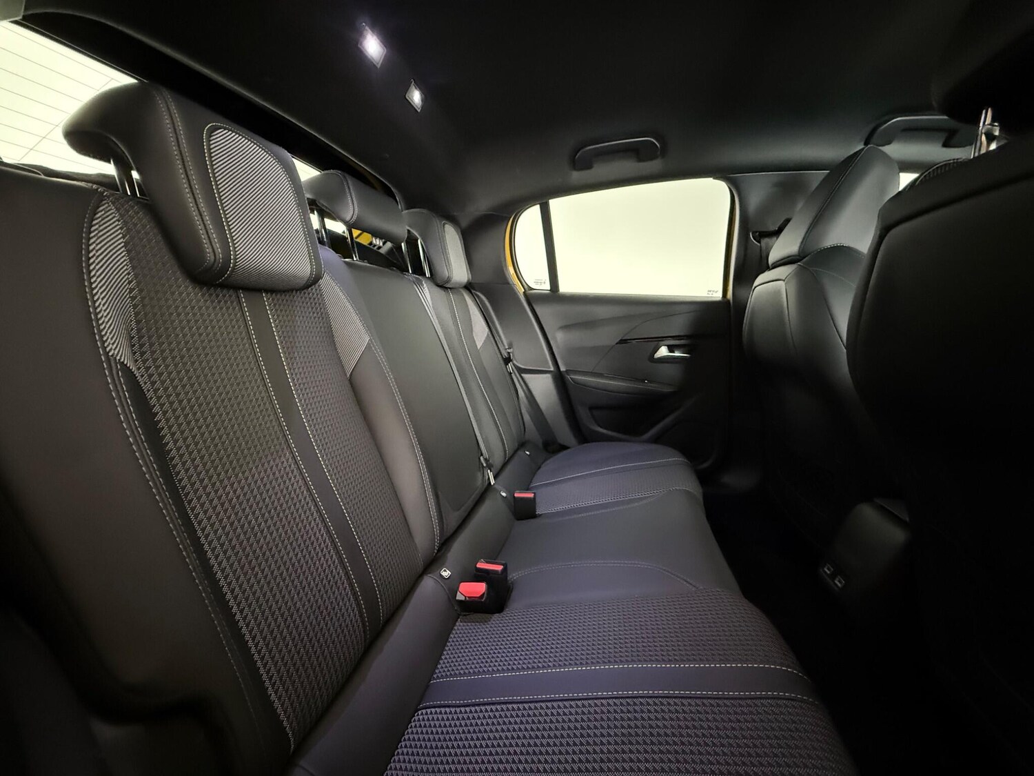 Used Peugeot 208 2021 for sale - 77684498: Photo 15