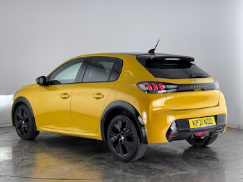 Used Peugeot 208 2021 for sale - 77684498: Photo