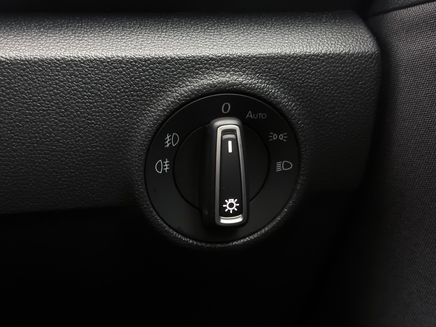 Used Volkswagen T-Roc 2021 for sale - 77259814: Photo 22