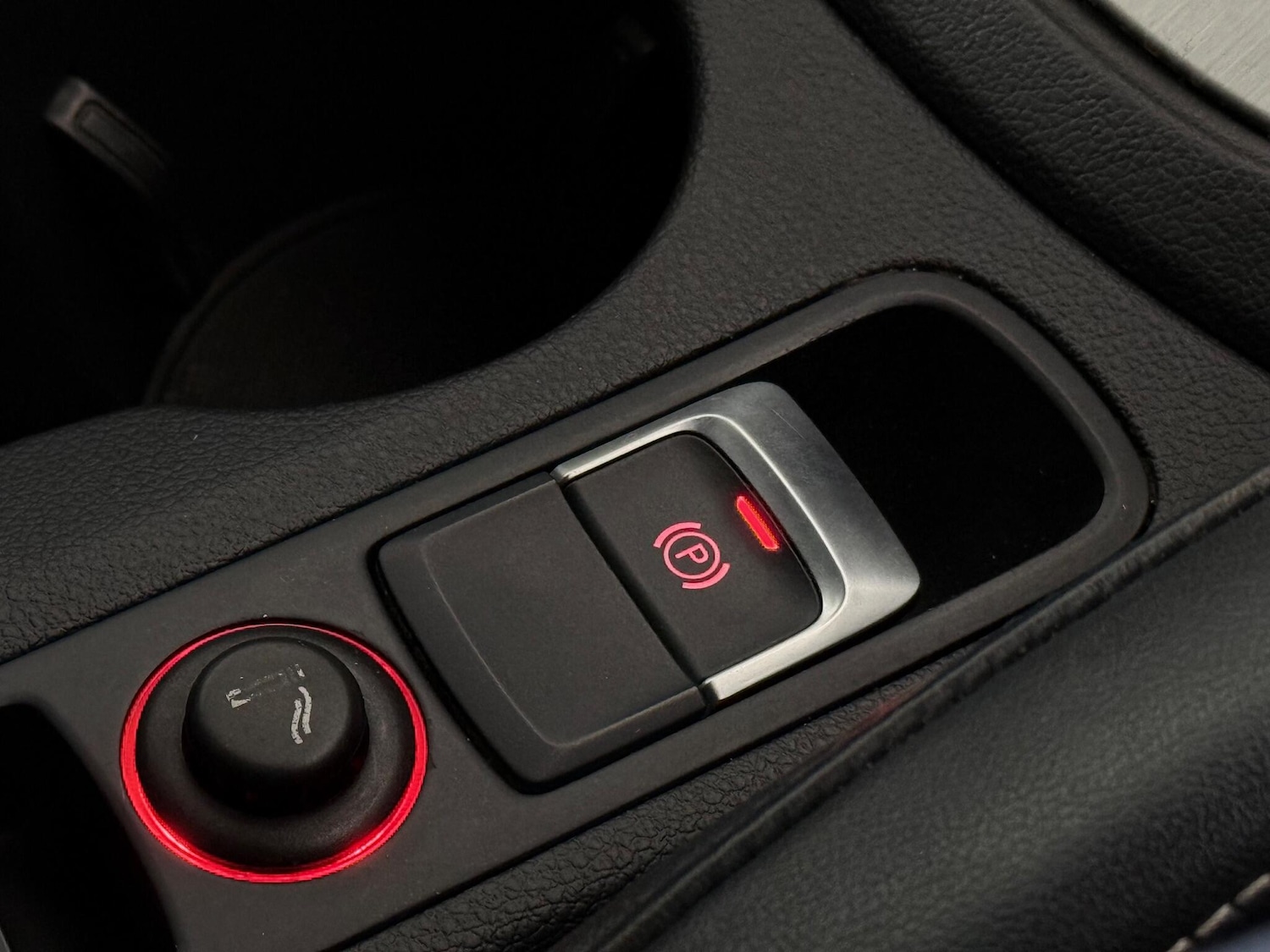 Used Audi Q3 2016 for sale - 76467302: Photo 28