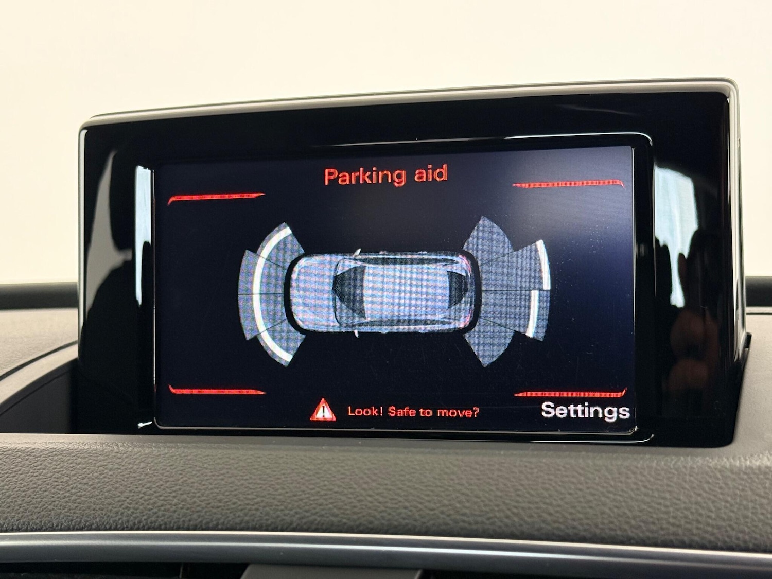 Used Audi Q3 2016 for sale - 76467302: Photo 42