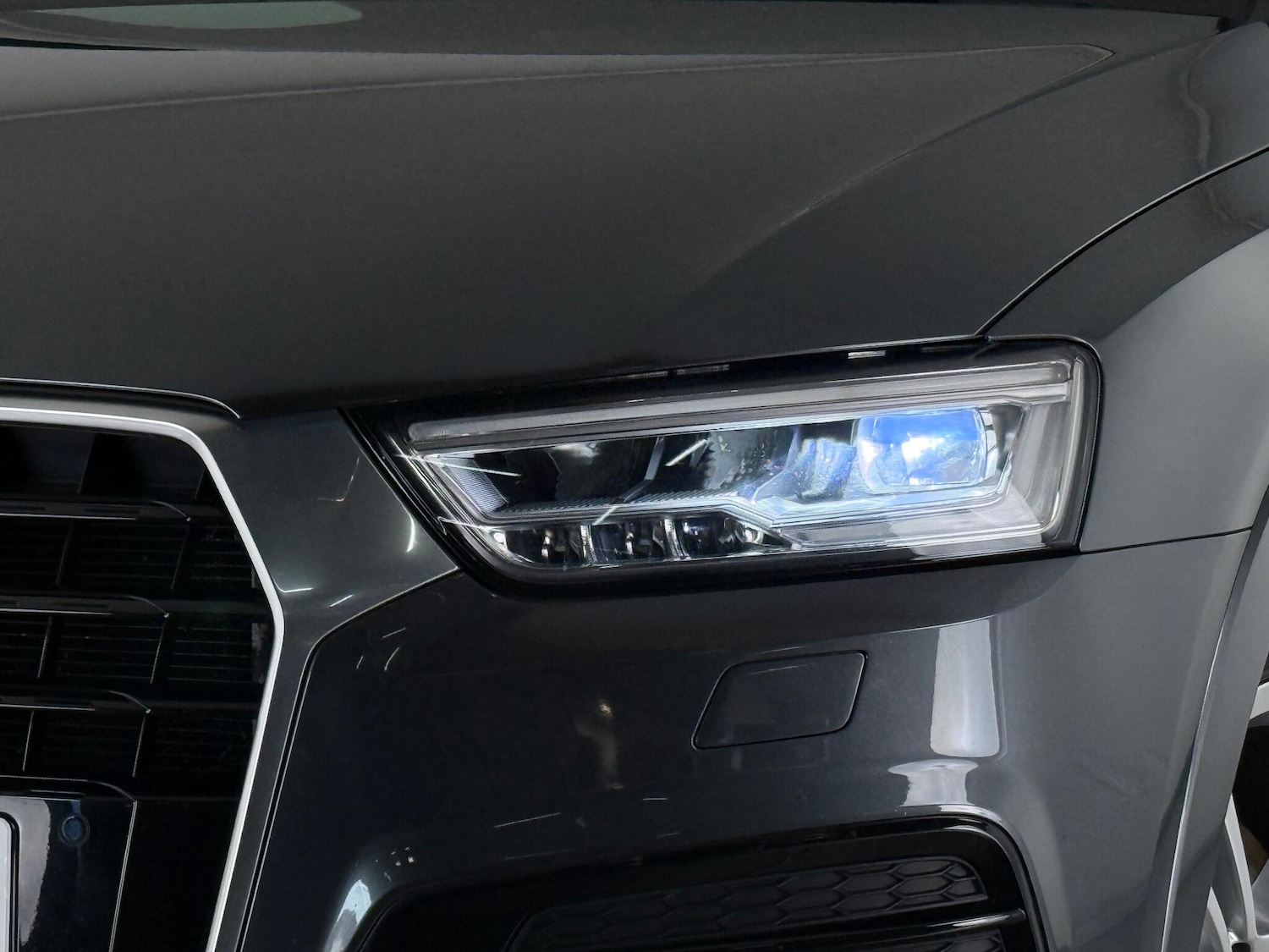 Used Audi Q3 2016 for sale - 76467302: Photo 44