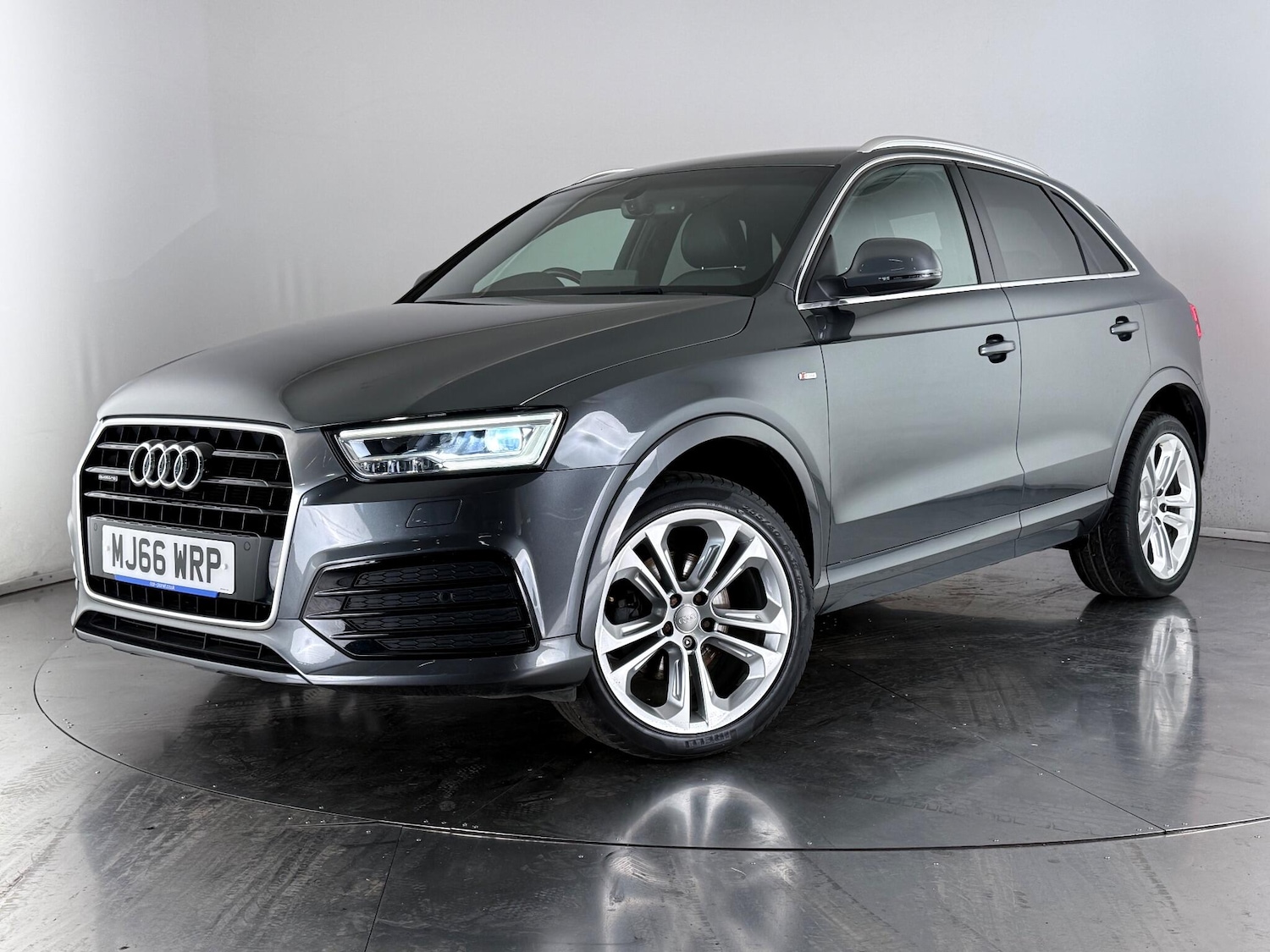 Used Audi Q3 2016 for sale - 76467302: Photo 50